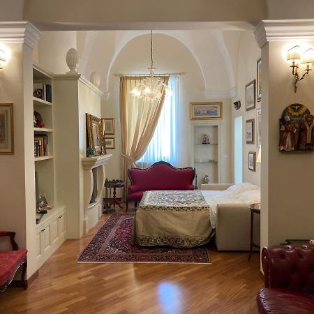 B&B Ai Due Santi Lecce Kültér fotó